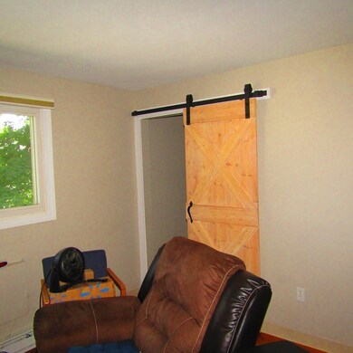 91 Crescent St unit 8, Northampton, MA 01060 - photo 5