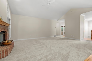 6632 E Eagle Lake Dr, Kalamazoo, MI 49009 - photo 7