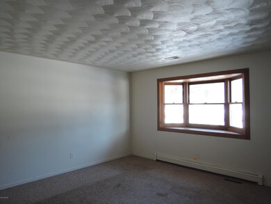611 Hazen