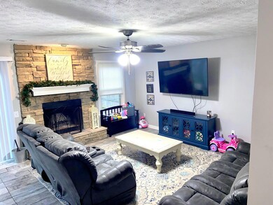 208 Southside Way, Nicholasville, KY 40356 - photo 2