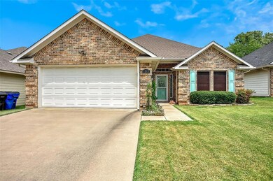 1217 Amsden Cir, Denison, TX 75020 - photo 2