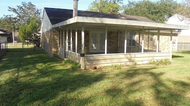 419 Gleneagles Dr, Friendswood, TX 77546 - photo 6