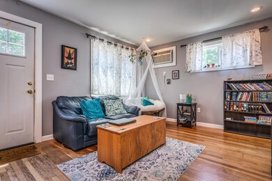 5 Cromwell St, Kittery, ME 03904 - photo 6