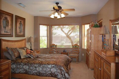MASTER BEDROOM WITH BAY WINDOW