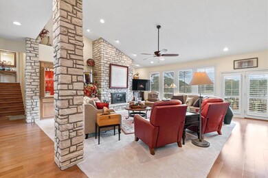 3817 Nocona Dr, Granbury, TX 76049 - photo 3