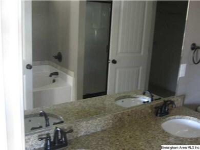 Master bath double vanity, granite counter top, la