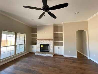 929 Avagail Ave, Springtown, TX 76082 - photo 7