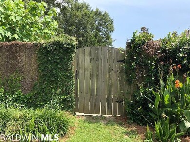 9139 Lake View Dr, Fairhope, AL 36532 - photo 5