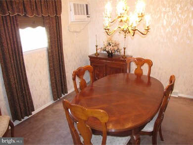 496 Penrose Ln, Warminster, PA 18974 - photo 5