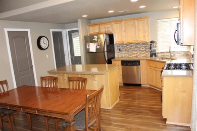 20626 Cherry Tree Ln, Bend, OR 97702 - photo 4