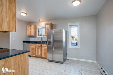 8070 Giddeon Cir unit 5, Anchorage, AK 99504 - photo 7