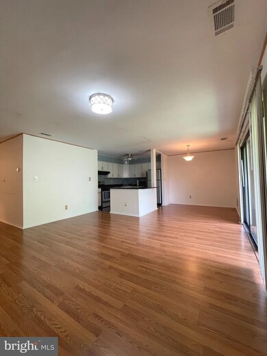 238 Wyndham Place, Trenton, NJ 08691 - photo 4