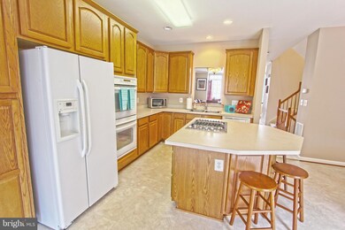 11621 Fairfax Commons Dr, Fairfax, VA 22030 - photo 6