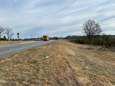 4149 New Walkertown Rd, Winston Salem, NC 27105 - photo 5