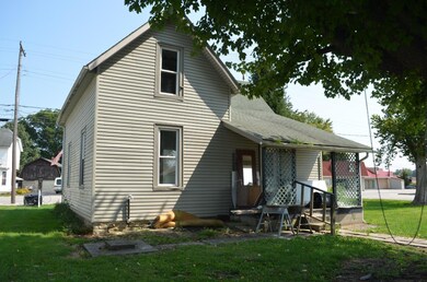 531 N Buckeye St, Osgood, IN 47037 - photo 3