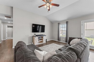 878 E Ozark Jubilee, Nixa, MO 65714 - photo 6