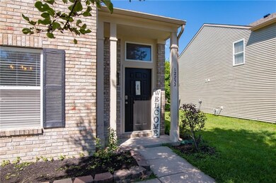 12232 Aldenham Blvd, Fishers, IN 46037 - photo 4