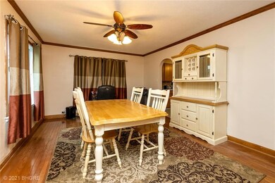 1005 W 6th St S, Newton, IA 50208 - photo 6