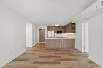 1515 Liona St unit 2616, Honolulu, HI 96814 - photo 2