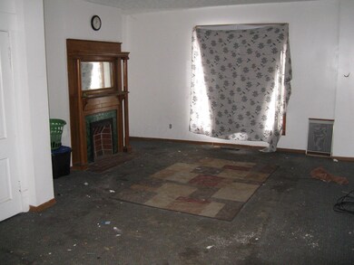 Living room (1)