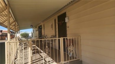 955 S Palm Ave, Hemet, CA 92543 - photo 4