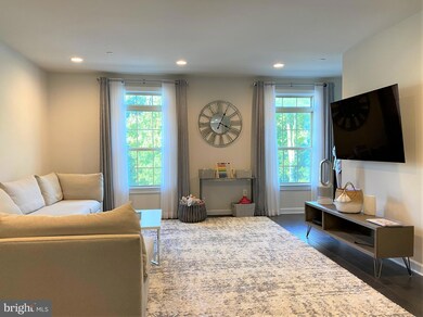 2711 Fredericksburg Rd, Hanover, MD 21076 - photo 4