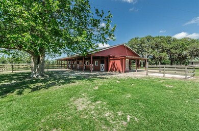 Barn with runout and wash rack