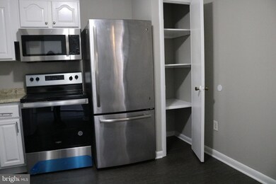 11375 Laurelwalk Dr, Laurel, MD 20708 - photo 4