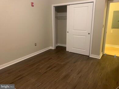 4742 Pine St unit 104, Philadelphia, PA 19143 - photo 4