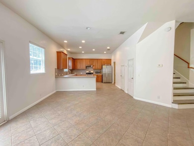 609 W 37th St, Austin, TX 78705 - photo 7