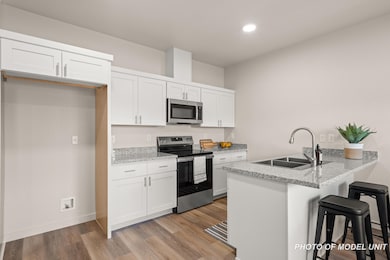 2024 Sunset Dr unit 1-6, Medford, OR 97501 - photo 5