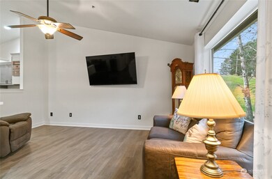 2531 8th St NE, East Wenatchee, WA 98802 - photo 6