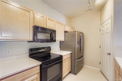 5255 Memphis St unit 717, Denver, CO 80239 - photo 5