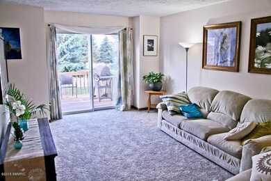 234 Carriage Ln SW unit 43, Grand Rapids, MI 49548 - photo 3