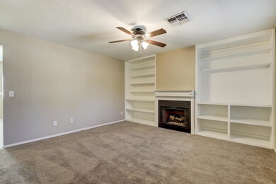 1251 W Toledo St-7