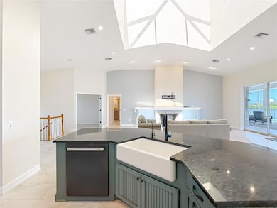 1508 Riverside Dr, Tarpon Springs, FL 34689 - photo 5