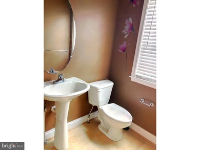 9156 Marlove Oaks Ln, Owings Mills, MD 21117 - photo 3