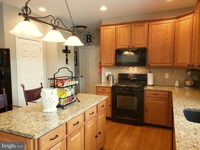 760 Sherwood Dr, Williamstown, NJ 08094 - photo 6