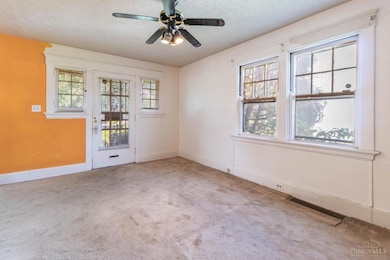 1519 Section Rd, Cincinnati, OH 45237 - photo 7