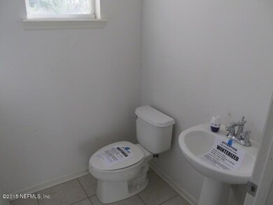 2400 Sunset Bluff Dr, Jacksonville, FL 32216 - photo 2