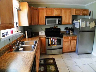 1023 Massey Rd, Jacksonville, NC 28546 - photo 4