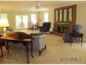 Living/Dining Rm w/Fireplace