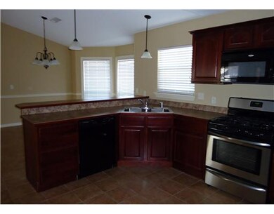 Kitchen. great breafast bar