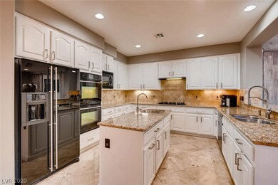 2526 Turtle Head Peak Dr, Las Vegas, NV 89135 - photo 6