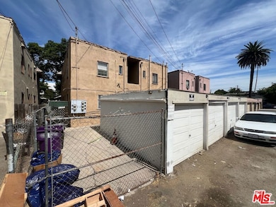 508 W 10th St, Long Beach, CA 90813 - photo 4