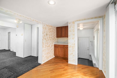 150 Guanonocque St, Auburn Hills, MI 48326 - photo 7