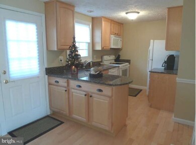 43 Dufief Ct, North Potomac, MD 20878 - photo 5