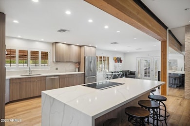 6842 N 72nd Place, Scottsdale, AZ 85250 - photo 2