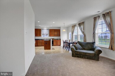 722 Bristol Dr, Greencastle, PA 17225 - photo 7