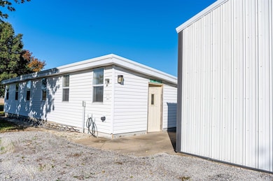 1252 S 600 W, Swayzee, IN 46986 - photo 4